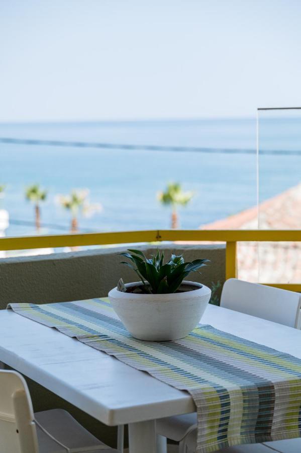 Eftihia Apartments By The Sea Rethymno Exteriér fotografie